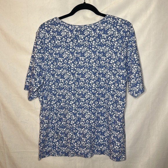 TIME AND TRU FLORAL T-SHIRT (Xlarge) - Picture 8 of 8